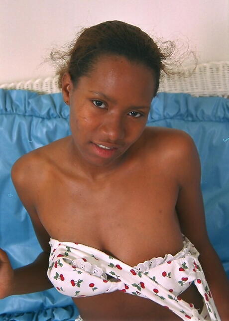 Sexy Barely Legal Black Girls - Barely Legal Pics with Nude Black Girls